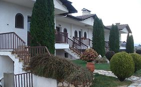Village Naiades
